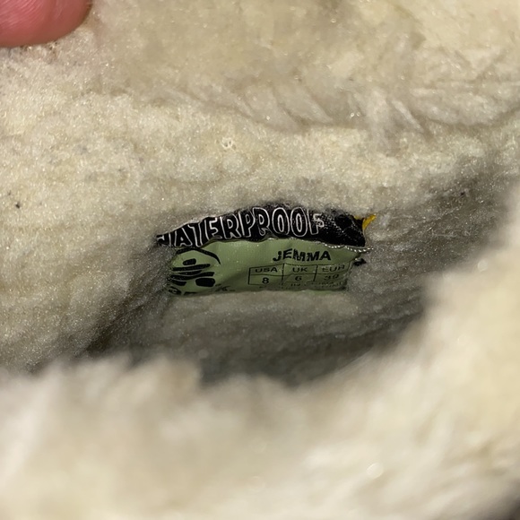 COPY - Kamik Jemma Waterproof Women’s Boots (8) - Picture 3 of 9